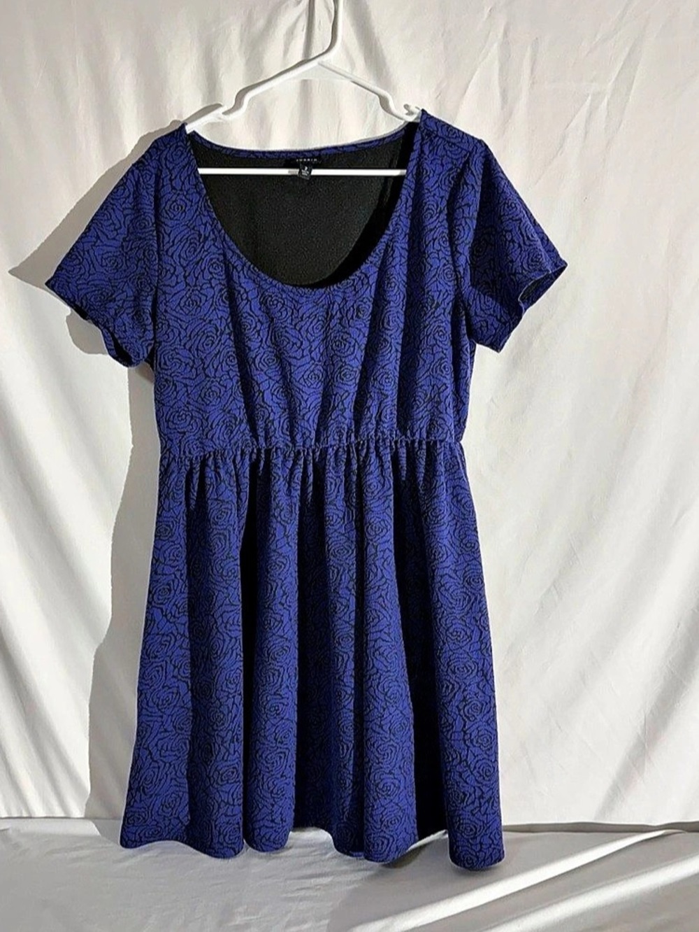 Torrid Floral Baby Doll Dress in Purple/Blue & Black Size 2